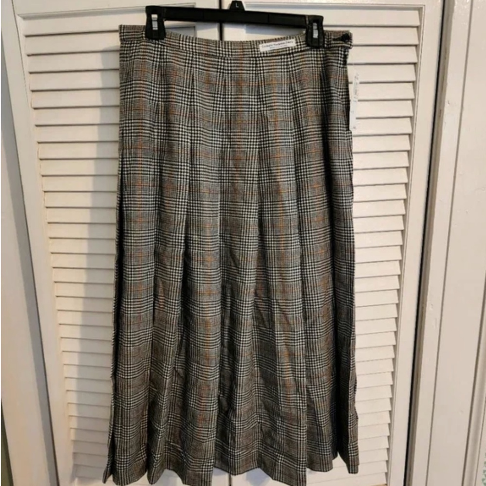 NWT Vintage Pendleton Pleated Black and White Plaid Skirt Size 12